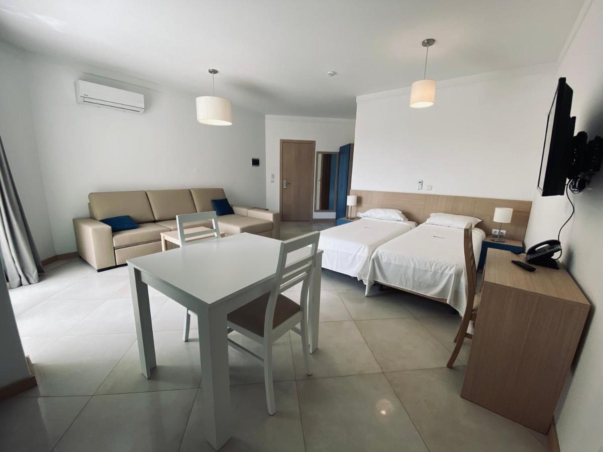 Aparthotel Nhaterra سانتا ماريا المظهر الخارجي الصورة